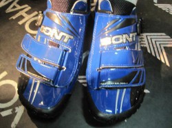 BONT シューズ成型 完了