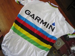 GARMIN cervelo アルカンシェル限定ジャージ背中