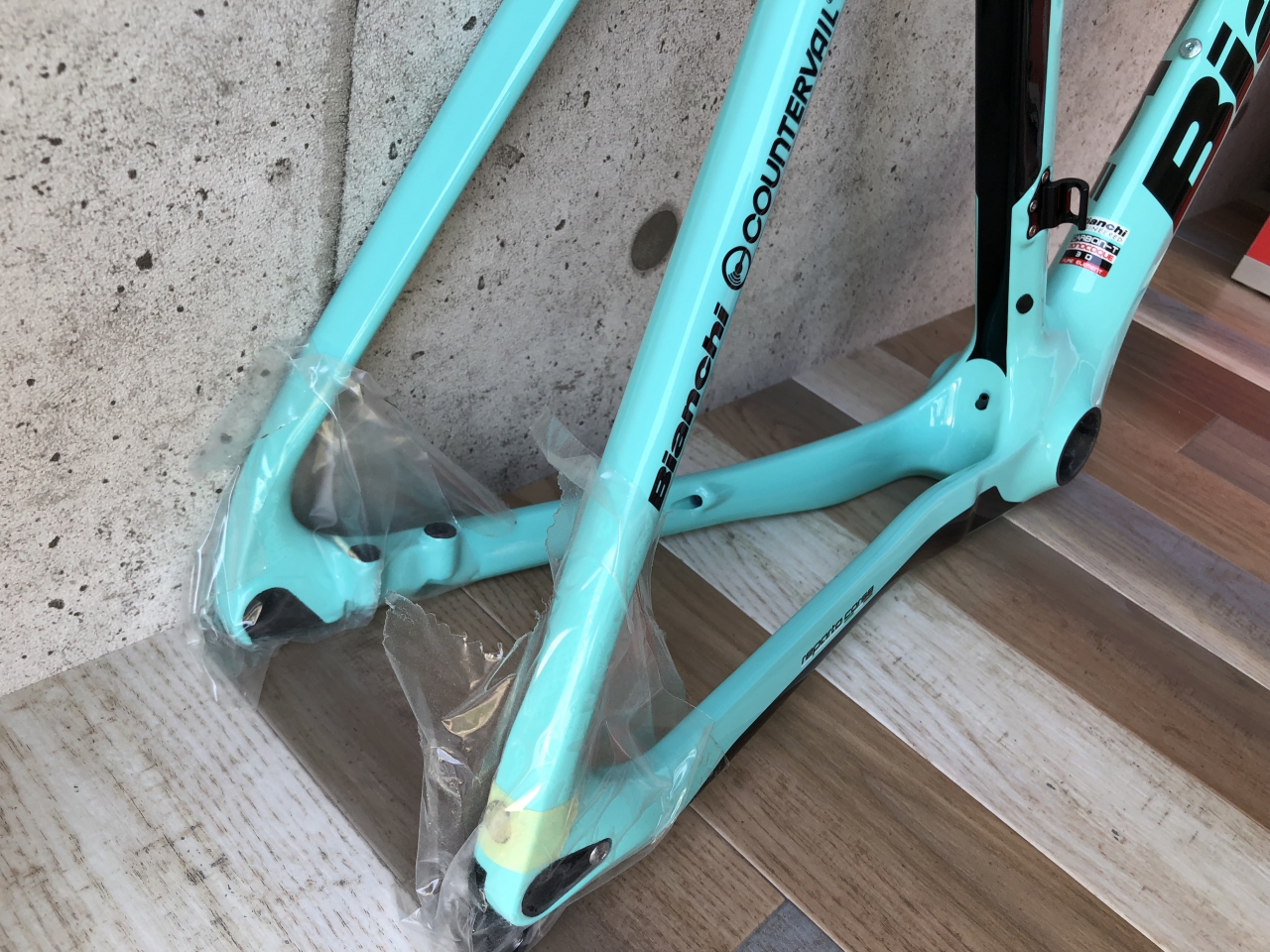 Bianchi INFINITO CV Disc フレームセット 入荷！ - Climb cycle sports