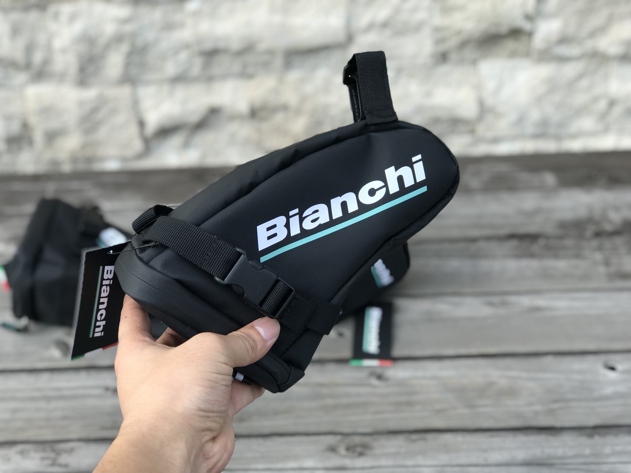 Bianchi お待ち頂いたサドルバックが入荷してきました！！ | Climb cycle sports