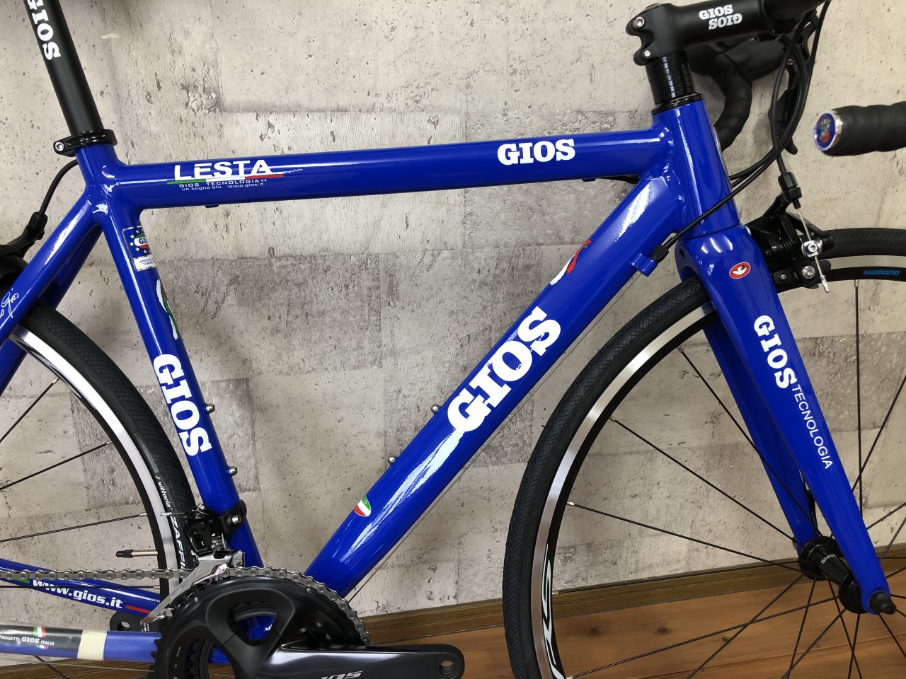 GIOSロードバイク LESTA 105入荷してます。 - Climb cycle sports