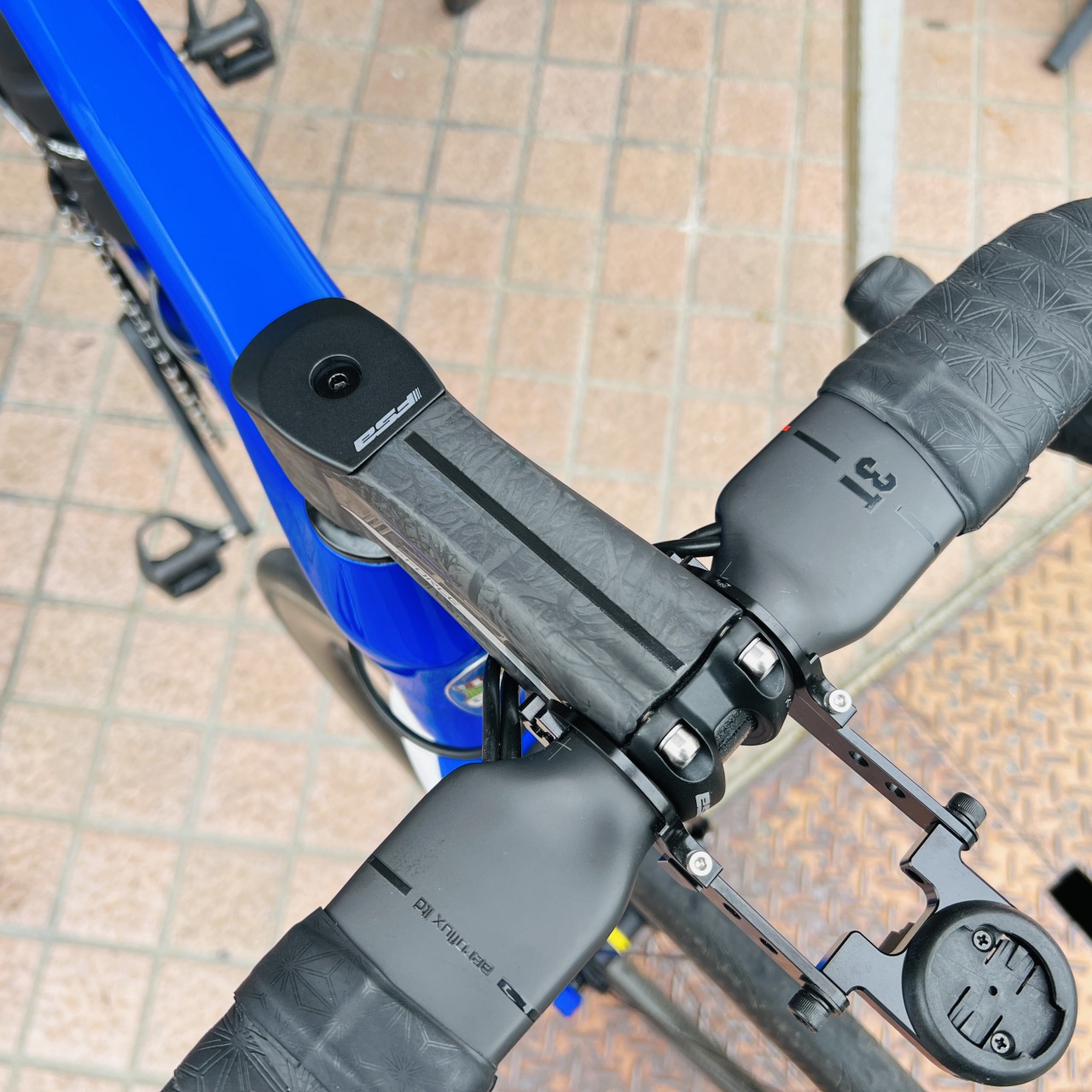 FSA K-FORCE LIGHT カーボンステム取り付けしました!! - Climb cycle