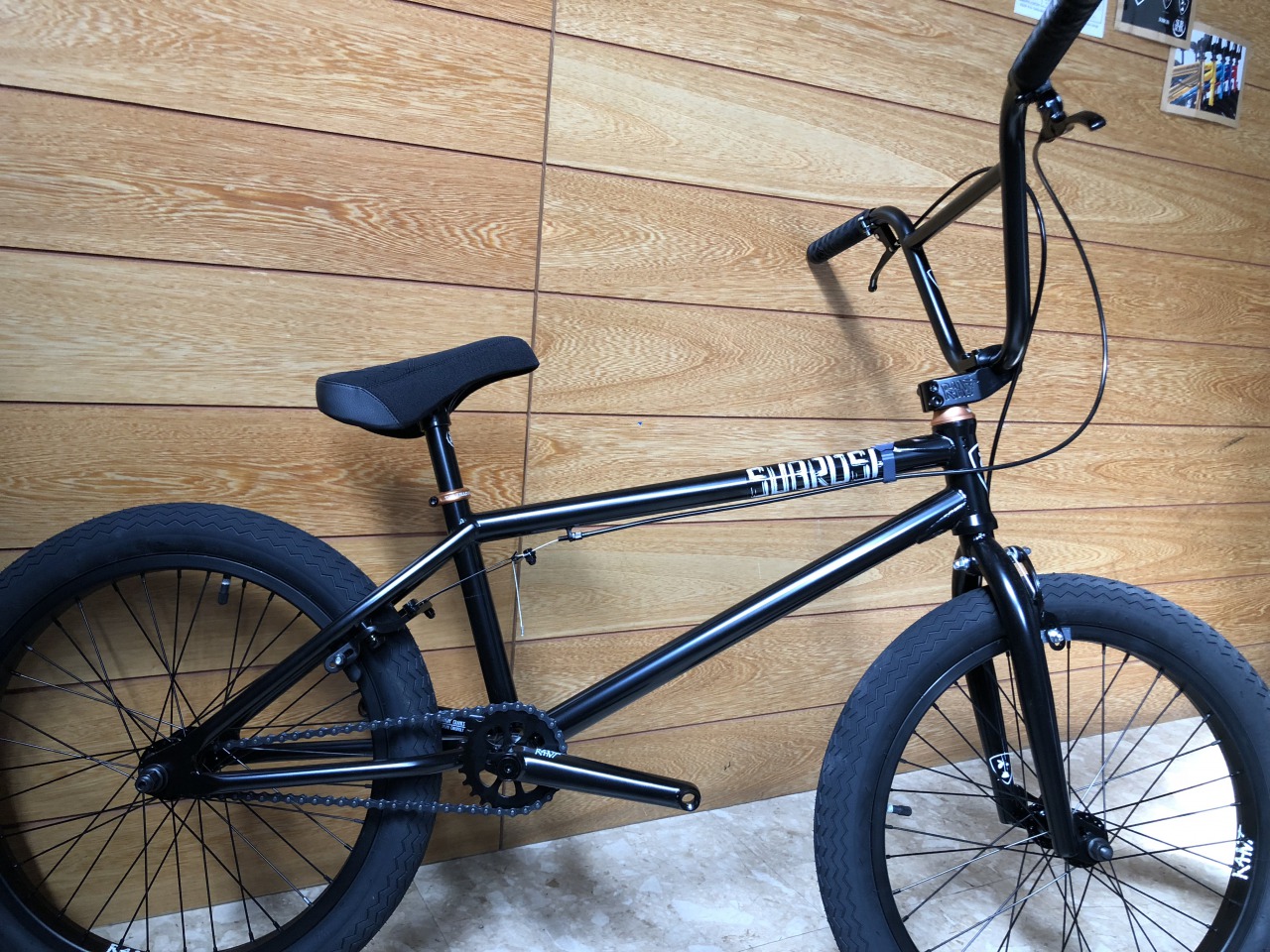 神奈川県からの出品ですSubrosa 2021 Salvador BMX