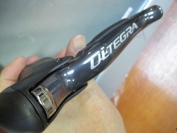 新型 電動ULTEGRA　シフトレバー