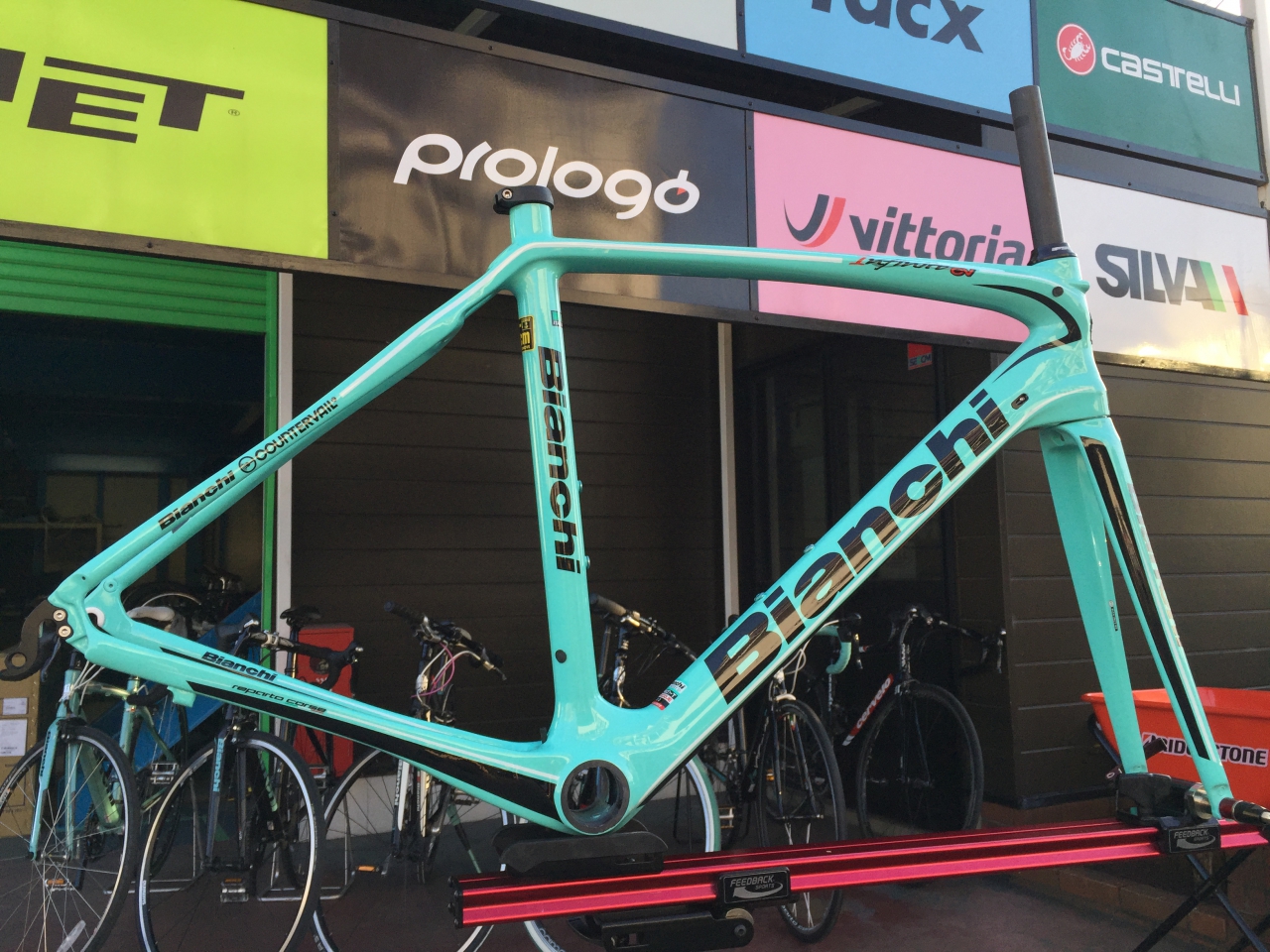 Bianchi INFINITO CV フレームセット入荷！ - Climb cycle sports