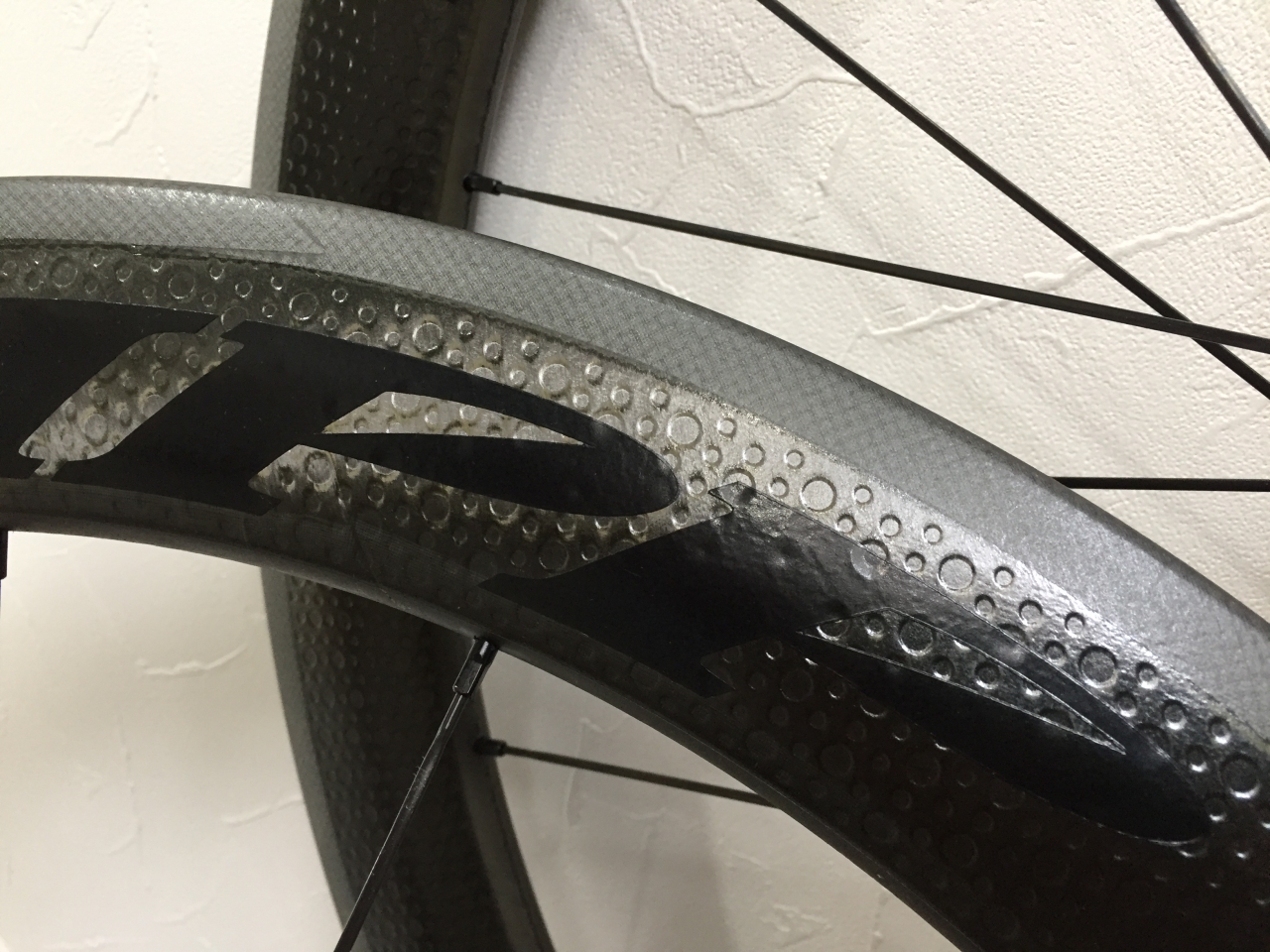 ZIPP404 カーボンホイール