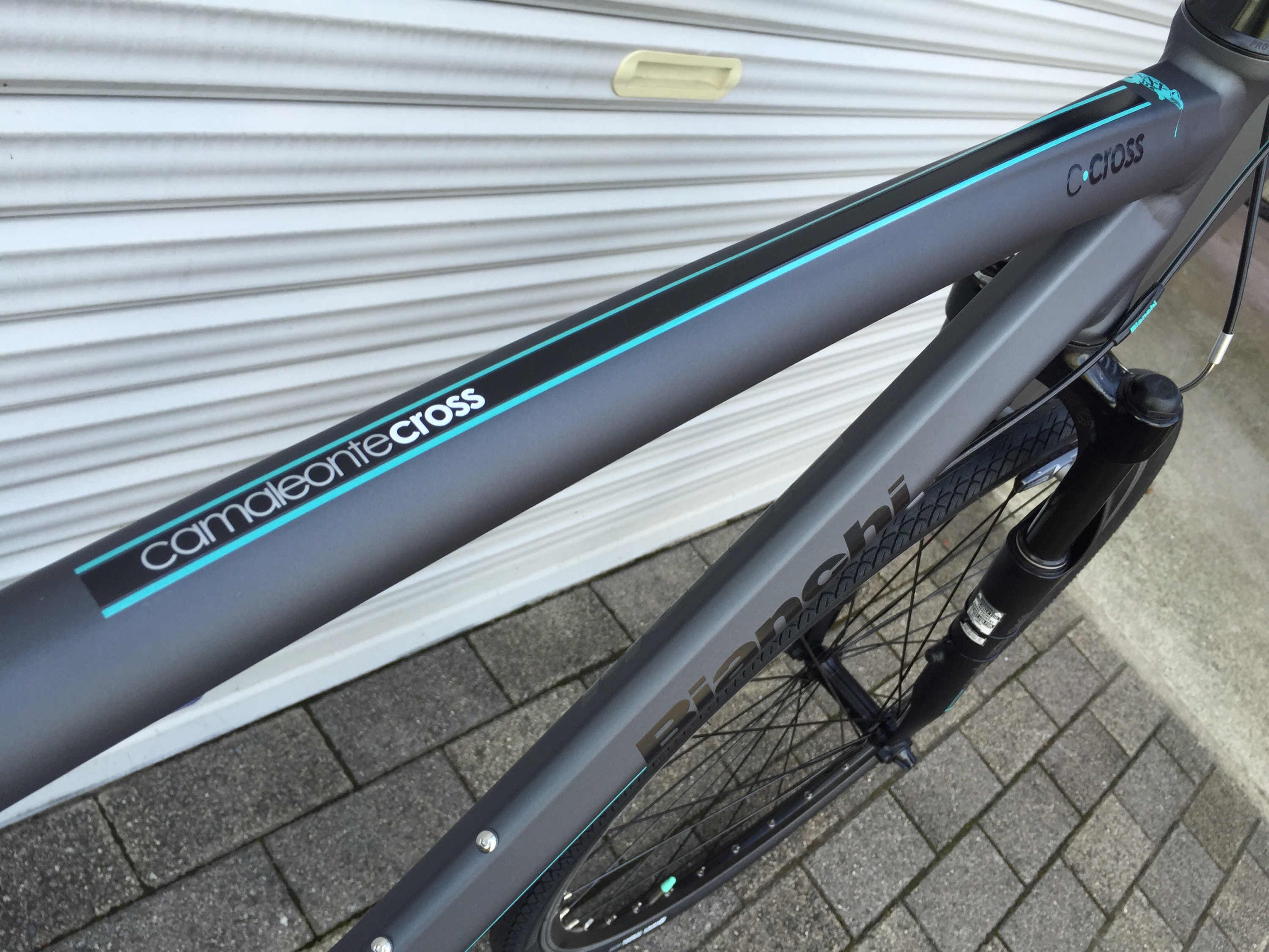 Bianchi camaleonte cross Fサス付きクロスバイク 入荷