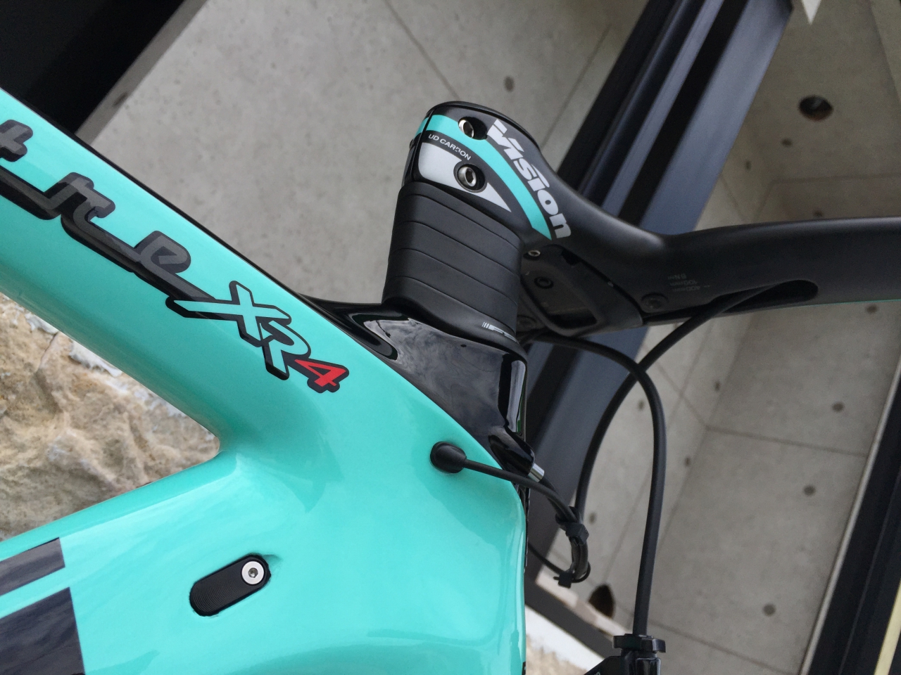 Oltre XR4にvision metron 5Dカーボンハンドル・デュラエースDi2装着