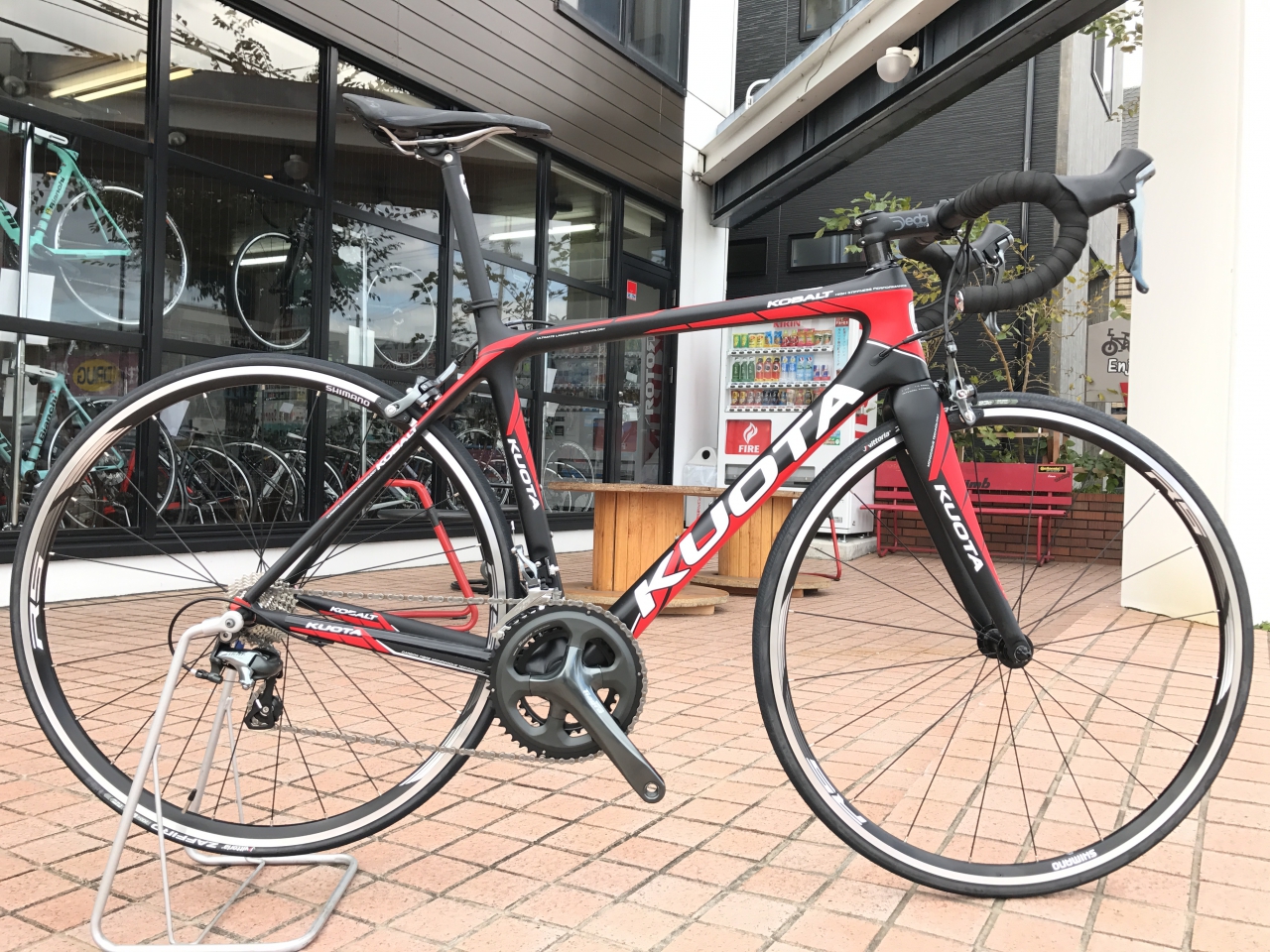 KUOTA KOBALT 入門にピッタリのカーボンバイク！ - Climb cycle sports