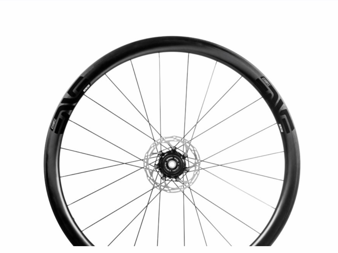 Enve Ses3 4disc リム Chrisking R45disc ハブ Sapim Cx Ray スポーク 組み合わせ Climb