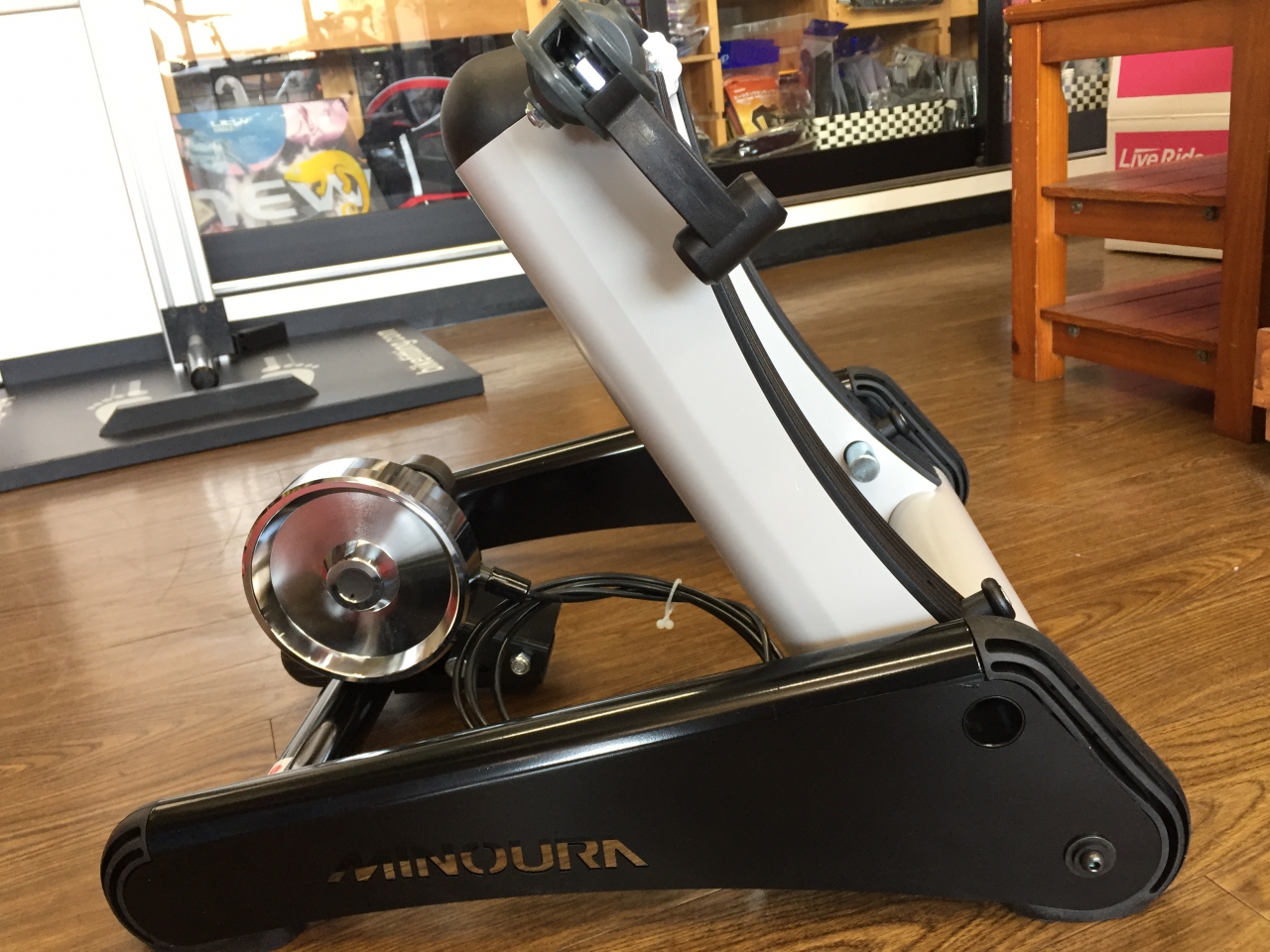 MINOURA 固定ローラー LR541再入荷しました。 - Climb cycle sports