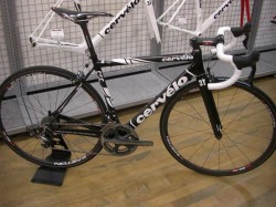 人気のcervélo RS SL　完成車　ニューデュラエースが組み込まれていました！