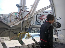 最新のＭＴＢ～ロードも展示されてます。