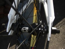 FLY MOSCA 20.2　リアハブーマクニールのカセットハブ１０Ｔ