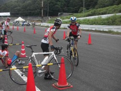 ３時間耐久レース次は、トオルからヤギちゃんに