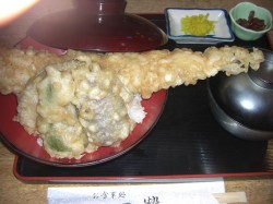 巨大アナゴ丼