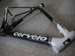 cervelo R3-SL 2010.モデル 前方