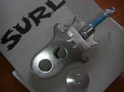 SURLY TUGGNUT CHAIN TENSIONER ①