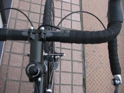 SURLY Cross-Check ハンドル廻り