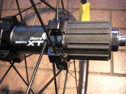 SHIMANO WH-M775 カセット取り付け部
