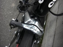 SHIMANO７９００装着したフロントブレーキ