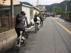 ３人のへっぽこ達、広峰に向かう