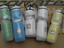 POLAR BOTTLE カラーがあるよ～