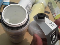 POLAR BOTTLE 不思議な保冷ボトル