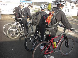 菖蒲谷まで片道２０ｋｍのライドだ！！