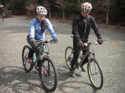 女性ライダーをしっかりサポートするClimbスタッフD-さく