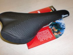 VELO FA-RACER SADDLE 本体