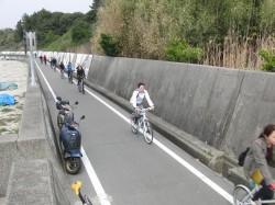 Climb たこ焼きポタリング、女子ライダーも元気よくサイクリング