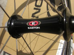 EASTON EA90 AERO フロントハブ