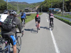 菖蒲谷公園山頂が見えてきた～