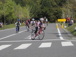 １周目、上位で帰って来たシオポン