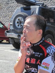 ゴールしたクロさん、イップクする。Mt.富士ヒルクライム