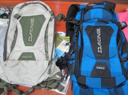 DAKINE DRAFTER&NOMAD 表
