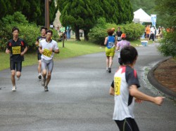 グリーンピア三木トライアスロン ランも力強く走った！