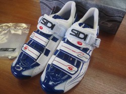 SIDI GENIUS 6.6 CARBON LITE white/blue ①