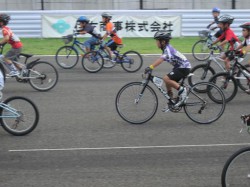 SHIMANO SUZUKA ROAD ユースB1スタート