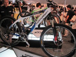 SHIMANO FESTIVAL XTR コラテックに装備