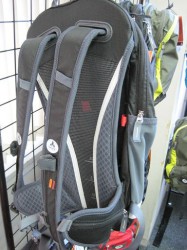 ミズタニ自転車1011.VAUDE 背面 バッグ②