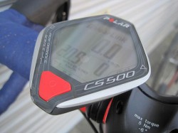 cervelo R3 SL POLAR装備