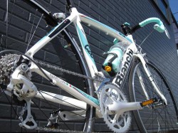 Bianchi vianirone7 ALU SORAコンポーネント