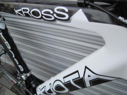 KUOTA KROSS フレームデカール