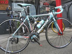 Ｂｉａｎｃｈｉ　Ｂ４Ｐ　ＭｏｎｏＱ