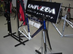 UNIVEGA FRAME