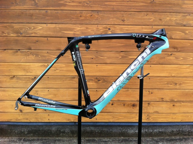 2015. Bianchi Oltre XR.2 カーボンフレーム最速入荷！ - Climb cycle