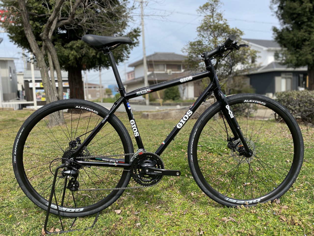 現品限り 特価 GIOS MISTRAL 油圧DISC ALEX 520mm 700c グレー