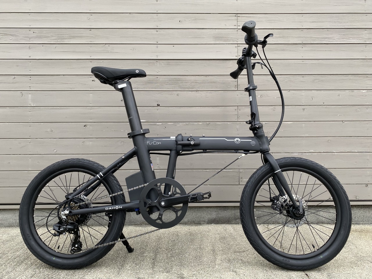 2010 Dahon Speed TR - Bicycle Details - BicycleBlueBook.com